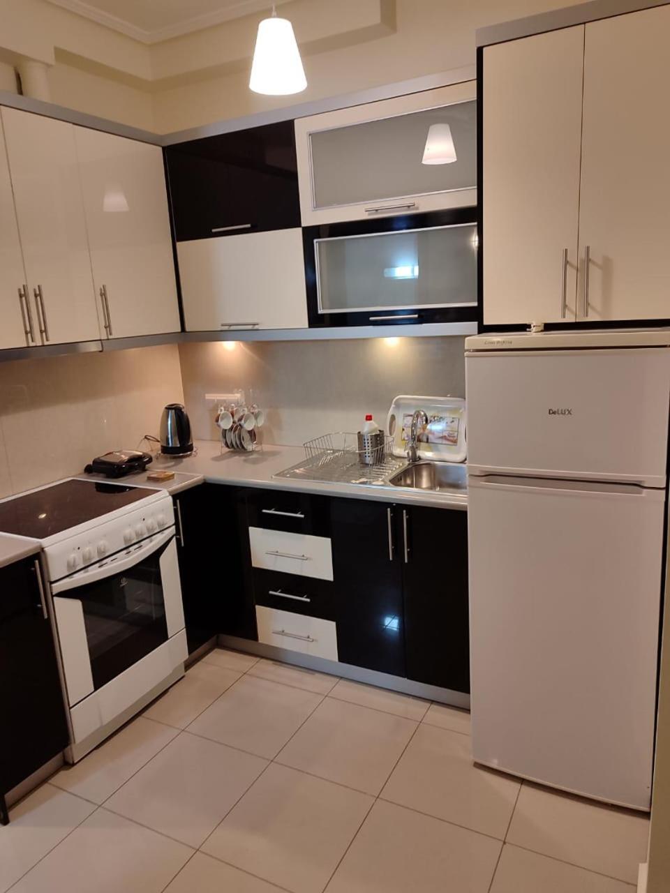 Adam Apartments Sarandë Esterno foto